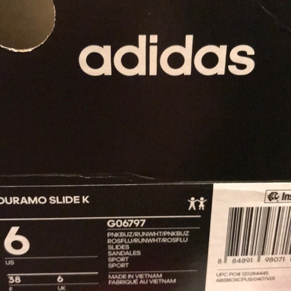 Adidas slide k size 6 new with tags and box - Picture 4 of 6